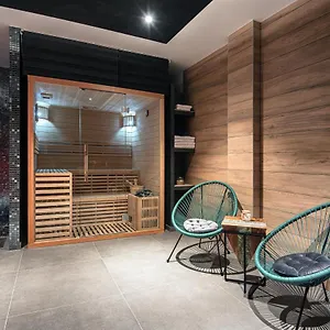  Apartment Exclusive City